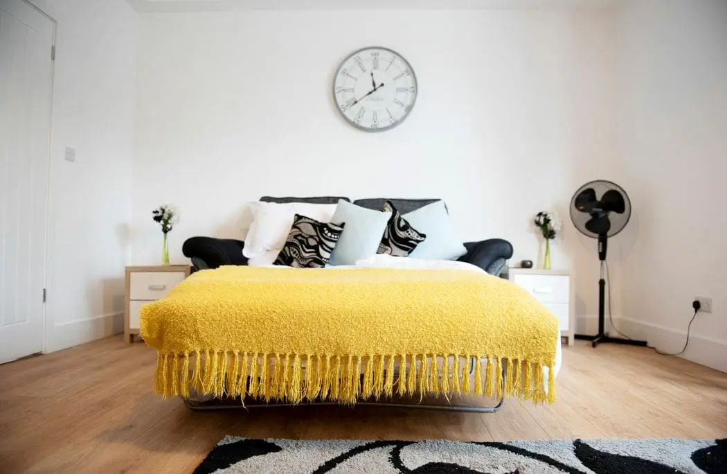 07b659a194a4079743acbd055b05957b26d6e6eba32da71c905e2f93f3d9e5a6