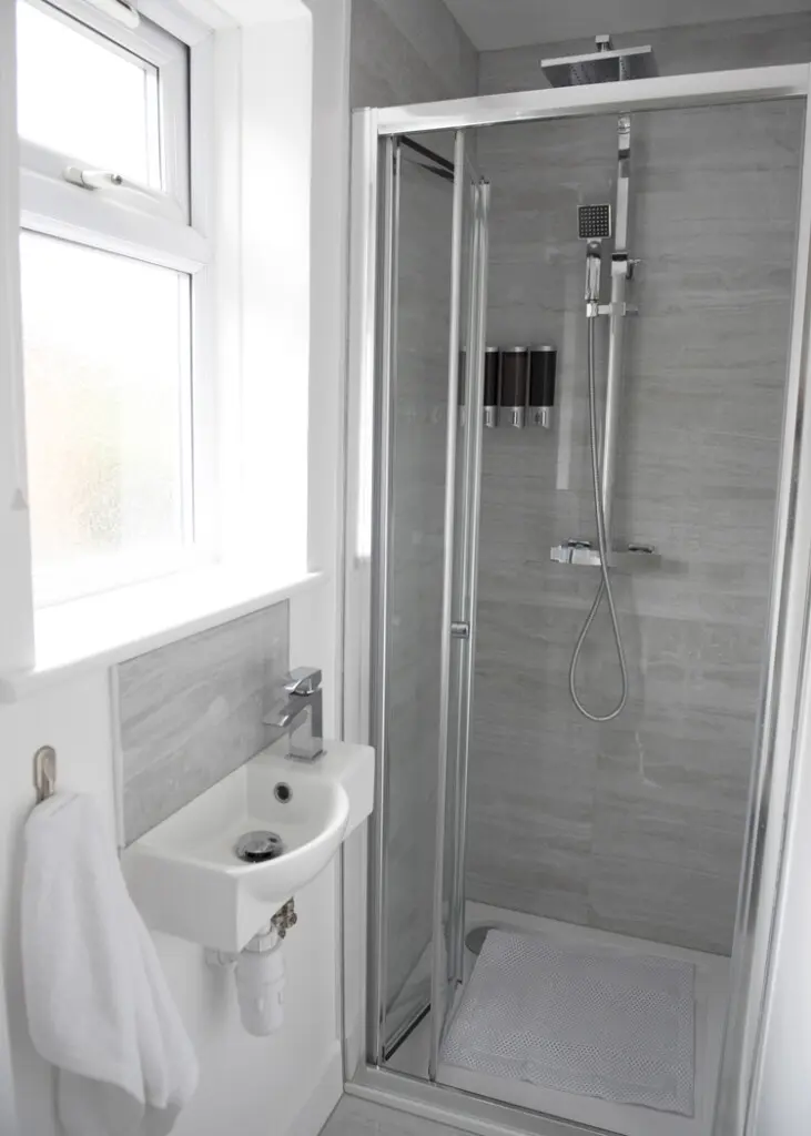 08fdfab2ef324d77fc783a6563fa1a37a73b9d3a00264a5bc85bcf719e2a609a