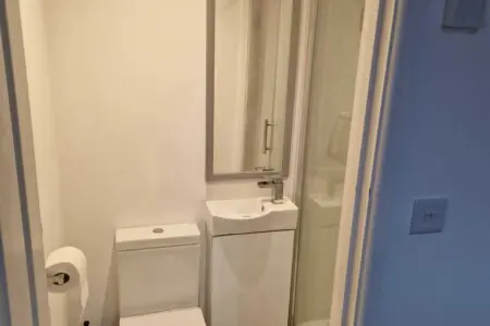 13259a64486b3e3c19d7ddb8d22a807a845e8e8f2085e575b6ab4f87dd2ef300