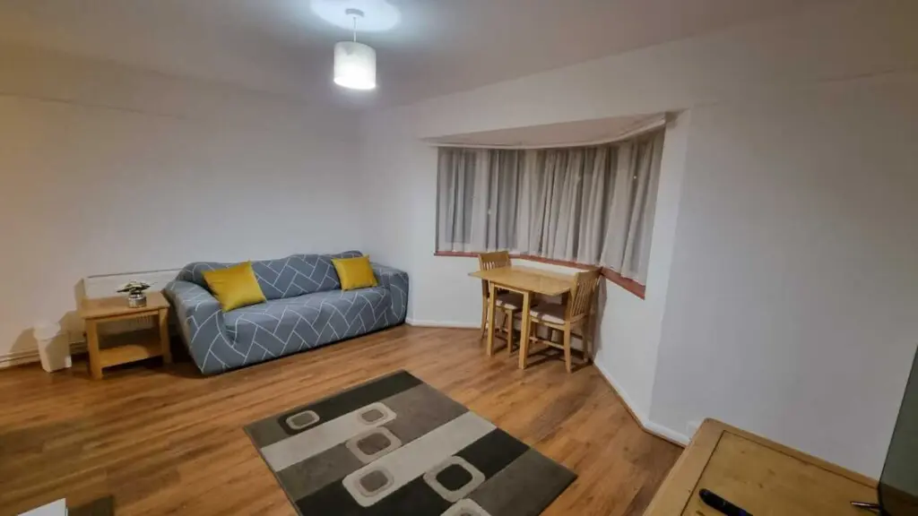 728b71652fbaf49110f75a0761f04ab42e4d2d1bd9b416b5884da59294ac3389