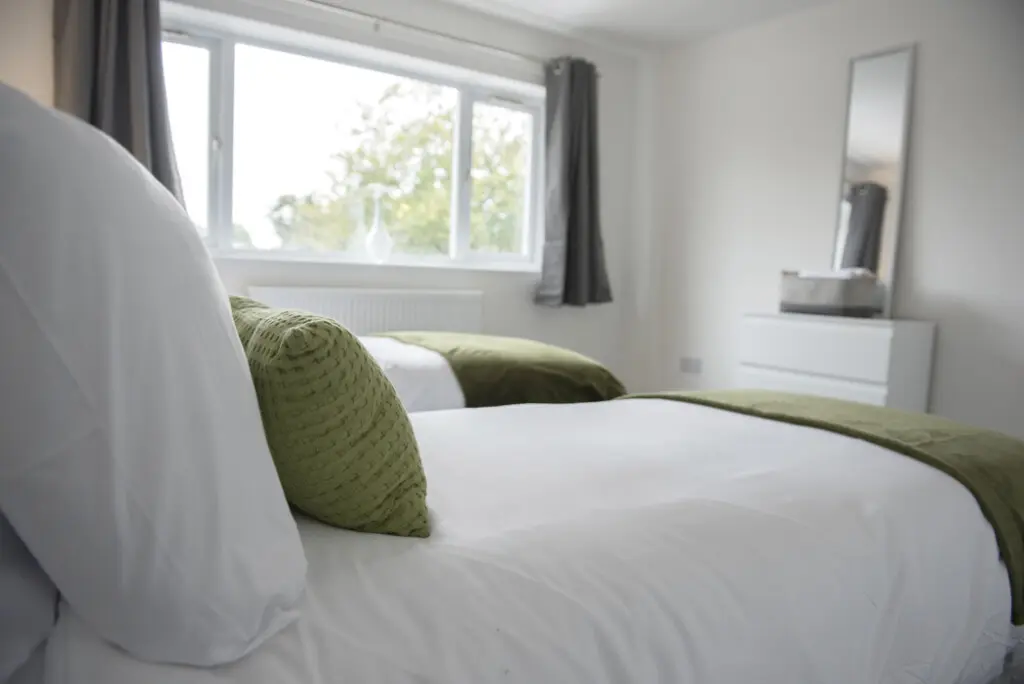 736845420f428ee70783f71e8bffce1f9e4aec6573c2c588e51499f52de985e6