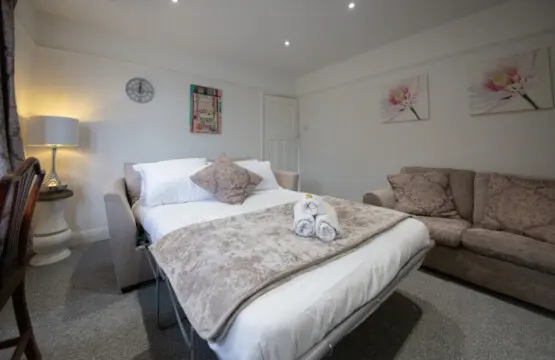 7583c7e322a2ea6dc53feb8eab615a385ad891b6c7e48c97e3bf0e5658ba9c41