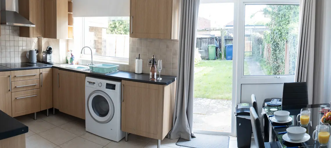 82c8a74b149afe549f3b1335970389d400ea3a2836dbf1e33ed14bfb49b627fc