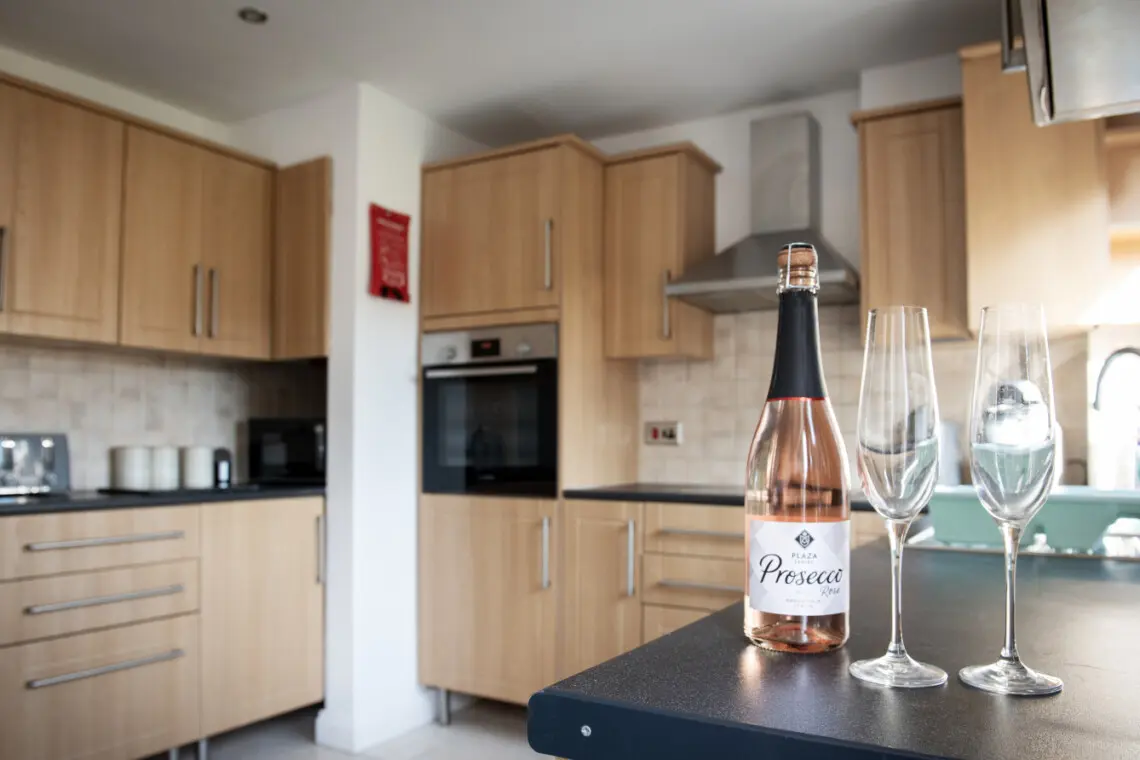 9d8e0691cc4515fabb2423f4e7ae0ab940c5e700c0d5937d5d37da7121a5c725