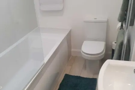 9e8daae59c78d44bfacb11d9184bc3cfdd9f08846970bf3db100a8291832a93e