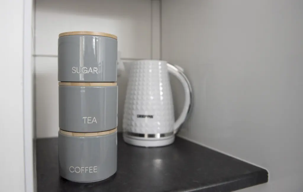 9e9594996fd56cdc94fcdce1cd1f06d7a452e0a1243ba8ef7e0cbd5d93678c83