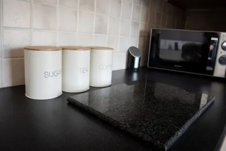 b4e70145dff85e6d83cdbeaa14ac560aacadb406818bb286d3715838690b9cfd