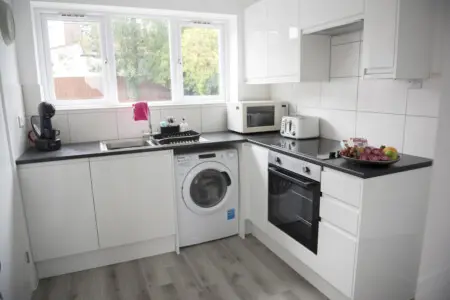 e6ff9c73f9610fdfeaa1fb128dd1649521fb0834d7e7ef42b35793e65af77282