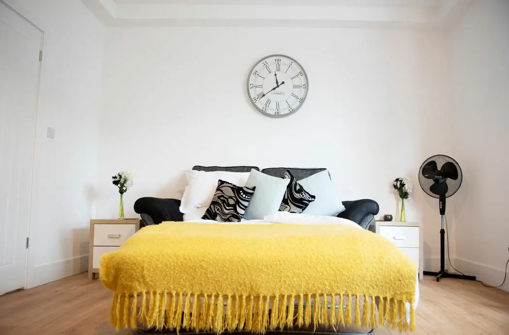 eb7d1985207acfc72a3ef698b076261090b76edaa2a5f65923e1e3e9710bf608