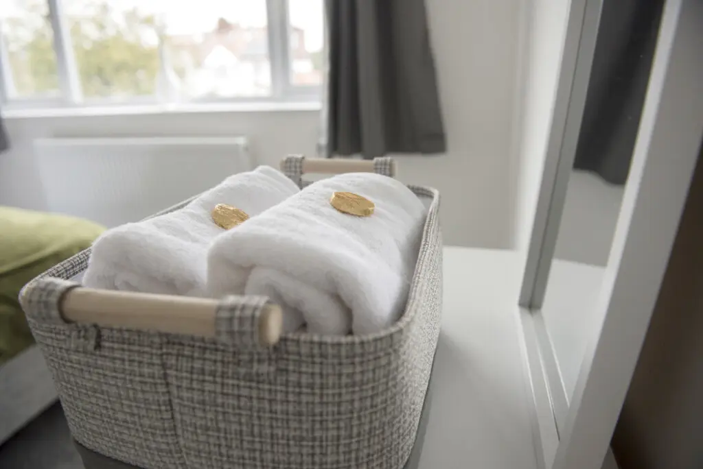 f9906e6d05b5fccf5fd8a0bcab522097e2ba3c00bfeb58441979c3d7f7afc5fc