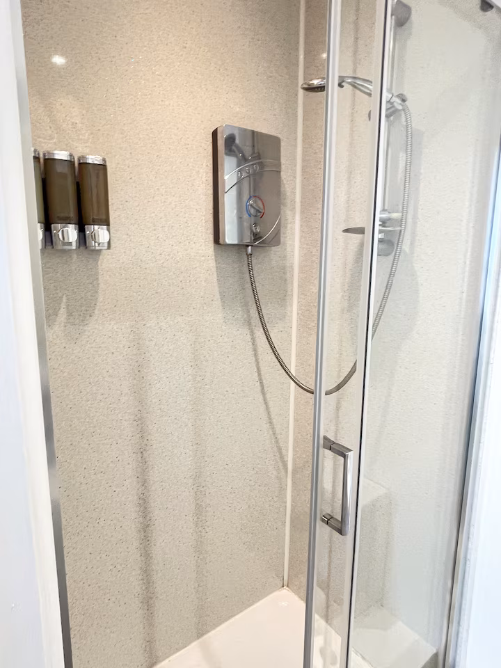 2a991d6f 81e0 497c a3d6 83e8af04013f