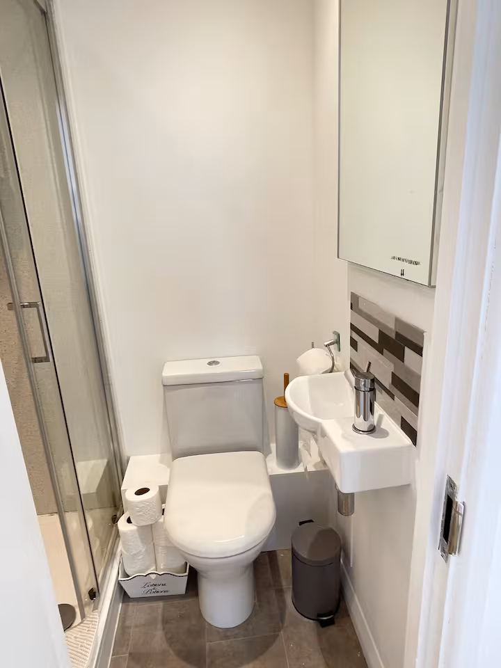 70a1cfca d499 4fdb 856c a0a82ff6a357