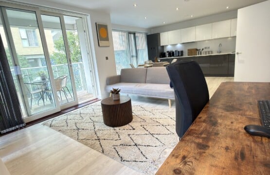 Station Rest, Cambridge: open plan living