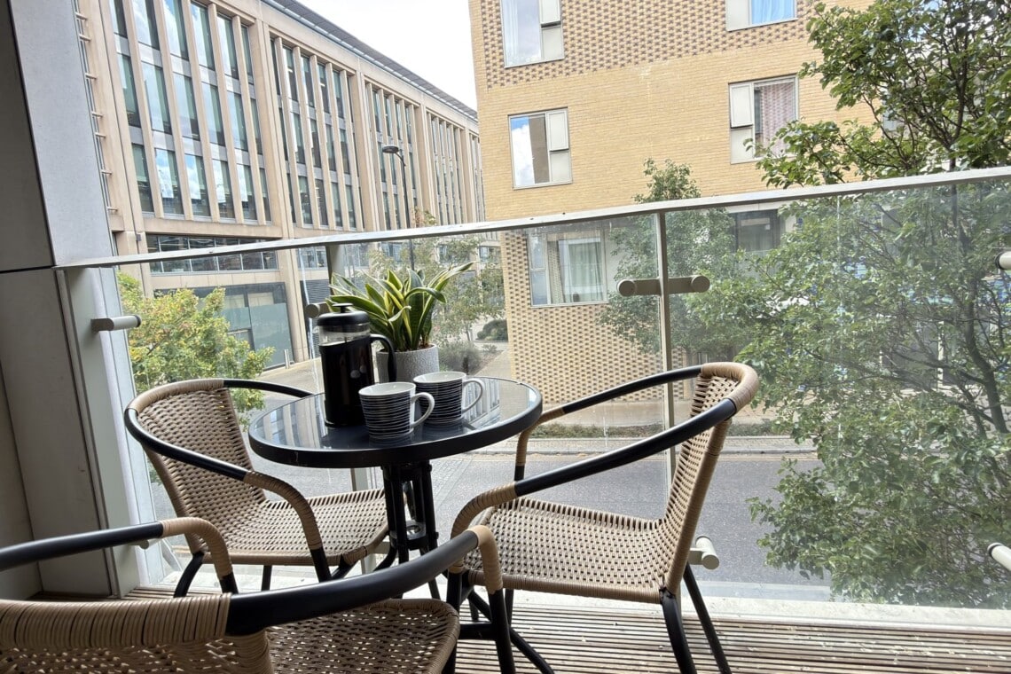 Station Rest, Cambridge: balcony 2