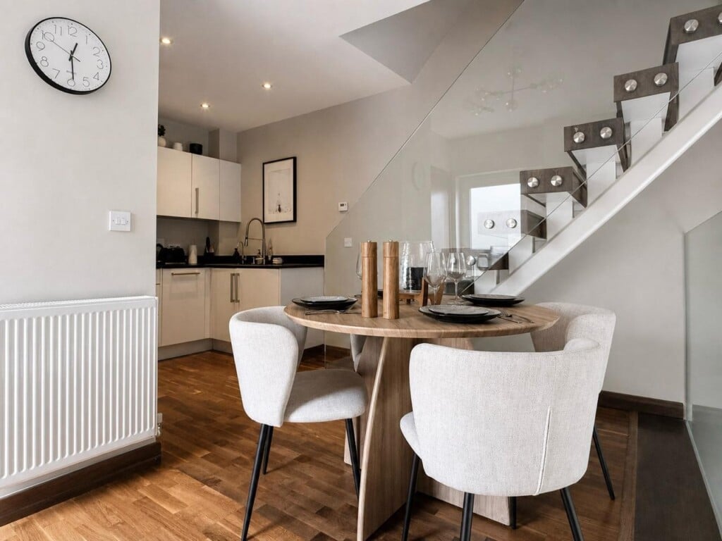 The Observatory, Cambridge: dining kitchen
