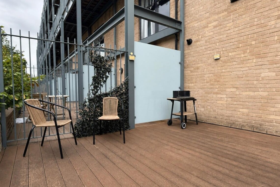 The Observatory, Cambridge: private terrace 2