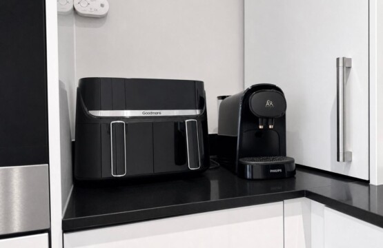 The Observatory, Cambridge: coffee machine air fryer
